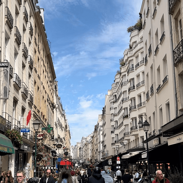 Paris Walking Food Tours, enjoy the best of French cuisine!